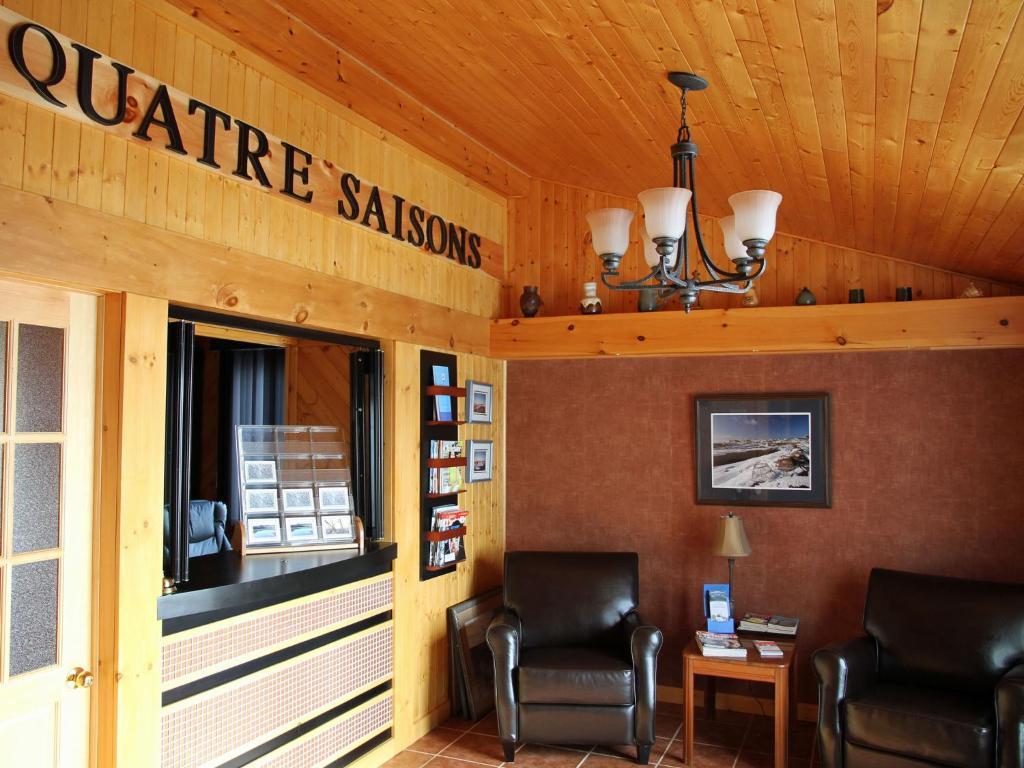 Auberge Motel 4 Saisons Blanc-Sablon Exterior photo